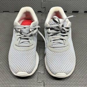 Nike Tanjun Sneakers